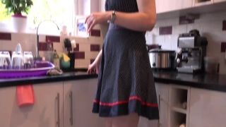 AuntJudys - Auntie Tracey Kitchen Jerk Off Instruction