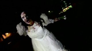 Amy Anderssen - Zombie Bride