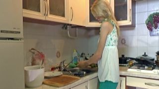 WeAreHairy - Kira S - Kitchen Cooking